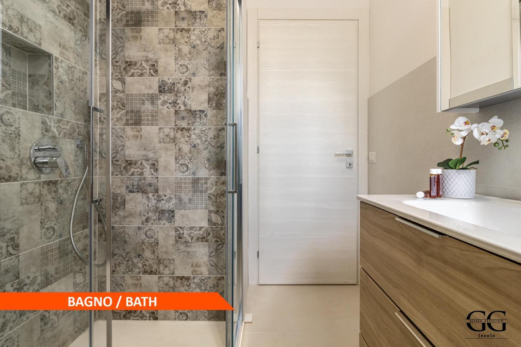 Gigi House -Appartamento Piazza Mazzini- 200M Dal Mare リド・ディ・イエゾロ エクステリア 写真